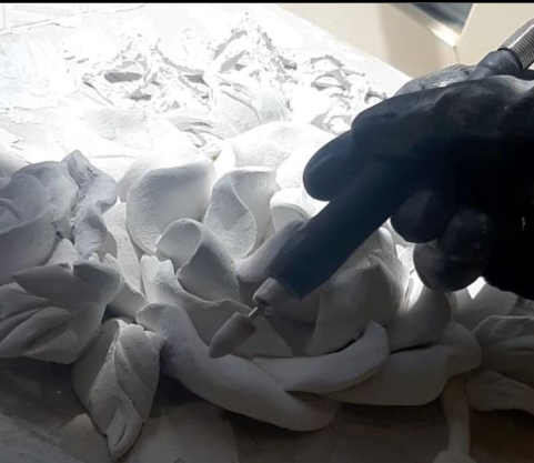 پردازش و لطیف کردن گلبرگها با فرز انگشتی